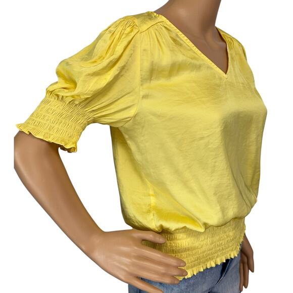 2/$15 Philosophy Satin Smocked Blouse Yellow V-Neck Short Sleeve Size S - Picture 3 of 11